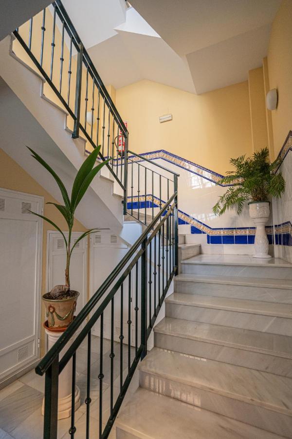 Stay U-Nique Apartment Alonso Benitez Malaga Exterior photo